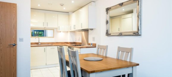 1 bedroom Apartment in London, United Kingdom No. 9050 6