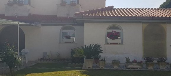 Вилла с 6 комнатами в Априлия, Италия № 186159 2