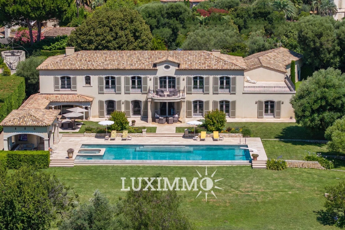 6 غرف نوم قلاع في Antibes, France رقم 344315