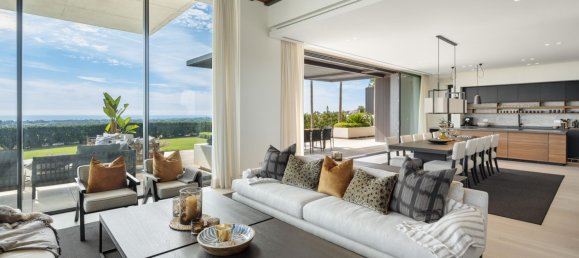 6 bedrooms Villa in La Quinta, Spain No. 145657 4