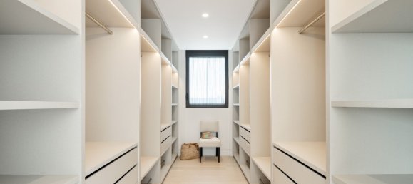 6 bedrooms Villa in La Quinta, Spain No. 145657 17