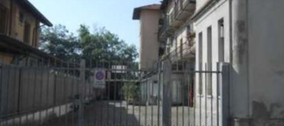 2 rooms Apartment in Trezzano sul Naviglio, Italy No. 6298 3