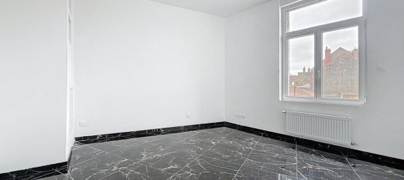 108m² Building in Nord, France No. 281392 5