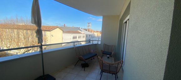 Apartamento de 2 dormitorios en Romans-sur-Isere, France No. 193273 2