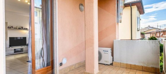 5 rooms Apartment in Verona, Italy No. 26950 7