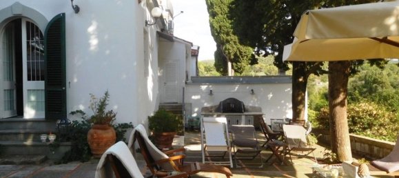7 rooms Villa in Livorno, Italy No. 102755 2