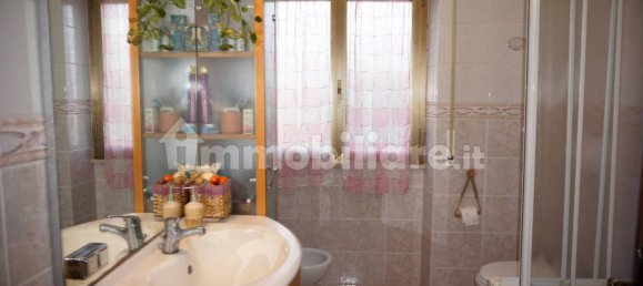 Квартира с 3 спальнями в Фьюмичино, Италия № 367198 21