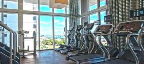 3 chambres propriété commerciale à vendre à Miami, Miami-Dade, Florida, USA № 615526 5
