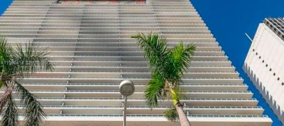 3 chambres propriété commerciale à vendre à Miami, Miami-Dade, Florida, USA № 615526 6