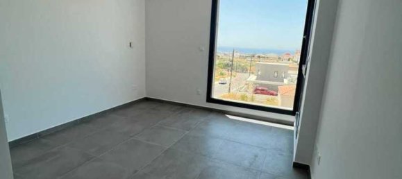 4 bedrooms House in Agios Athanasios, Cyprus No. 7338 5