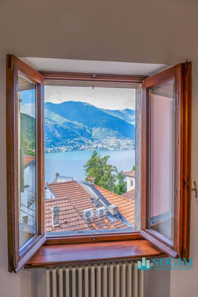 2غرفة منزل ذو طابقين في Blevio, Italy رقم 152128