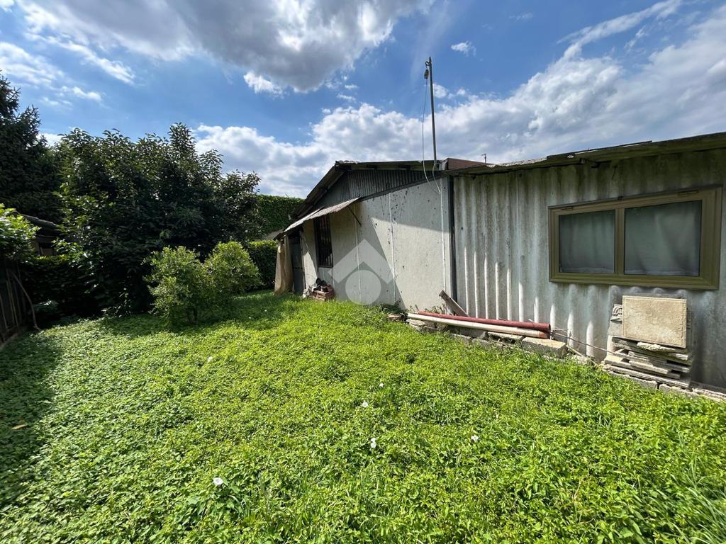 1 room Warehouse in Cadoneghe, Italy No. 271808