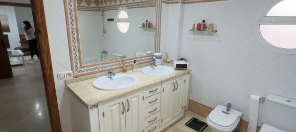 Casa de 5 dormitorios en Casares, Spain No. 138579 26