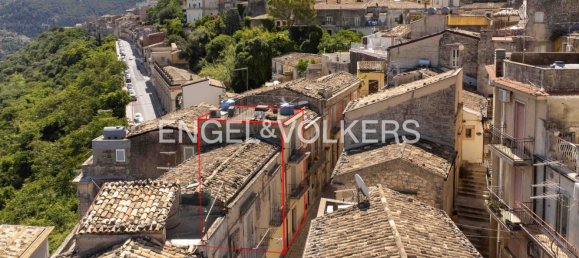 3 rooms House in Ragusa, Italy No. 63842 22
