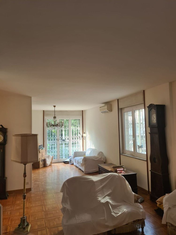 4-Zimmer Wohnung in Milan, Italy, Nr. 314216