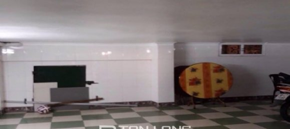 6 bedrooms House in Hai Ba Trung, Vietnam No. 1284 4