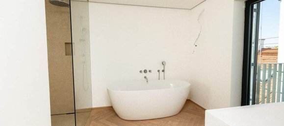 4 rooms Duplex in Alsergrund, Austria No. 181192 18