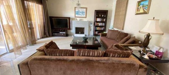 3 Schlafzimmer Villa in Agios Tychonas, Cyprus, Nr. 7421 9