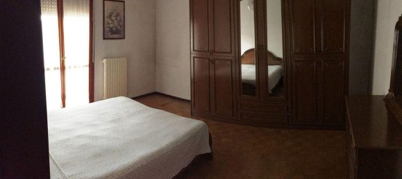 3 rooms Apartment in Carpi, Italy No. 233681 13