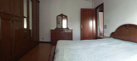 3 rooms Apartment in Carpi, Italy No. 233681 9