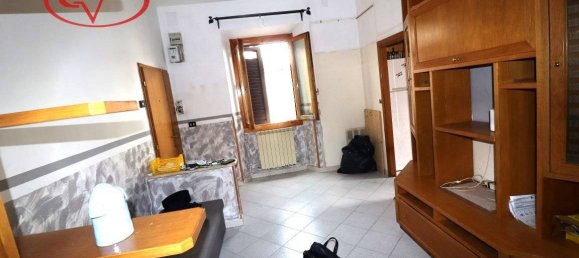 2 chambres Appartement à Montevarchi, Italy No. 293452 3