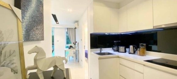 2 bedrooms Condo in Pattaya, Thailand No. 26336 6