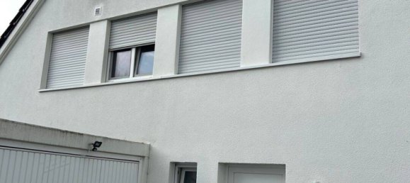 Таунхаус с 4 комнатами в Гютерсло, Германия № 240370 3