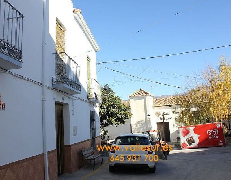 5 bedrooms House in Granada, Spain No. 228426