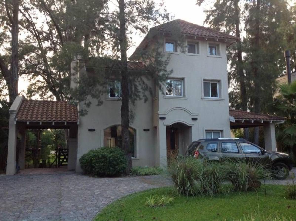 4 Schlafzimmer Haus in Berazategui, Argentina, Nr. 56755