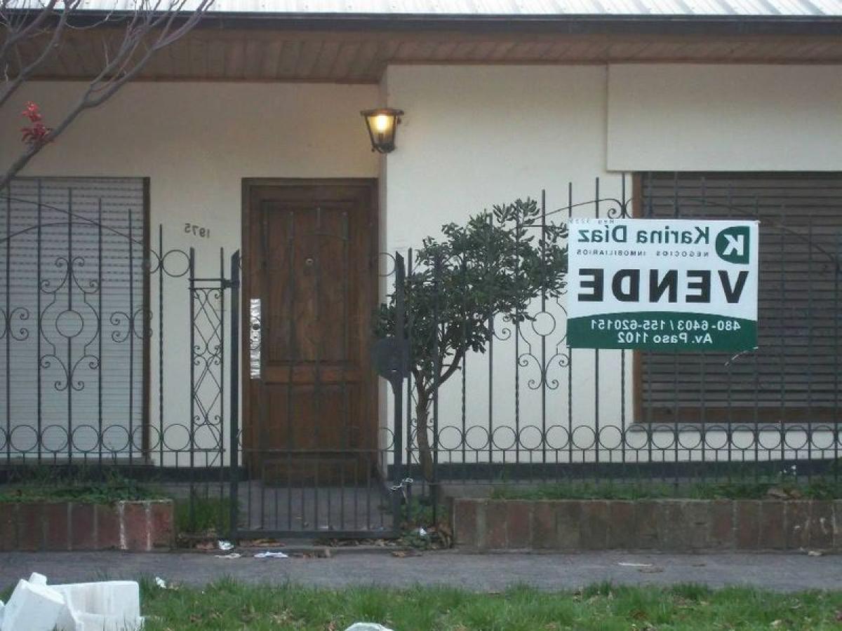 2 bedrooms House in Mar del Plata, Argentina No. 81834