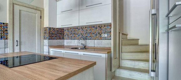 4 bedrooms Apartment in Przno, Montenegro No. 232 6