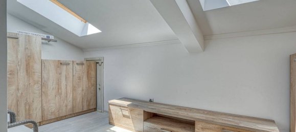 4 bedrooms Apartment in Przno, Montenegro No. 232 10