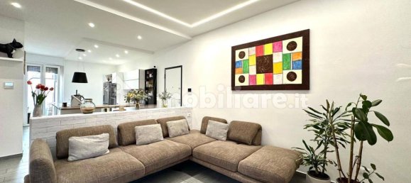 3 bedrooms Apartment in Opera, Italy No. 299063 8