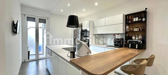 3 bedrooms Apartment in Opera, Italy No. 299063 12