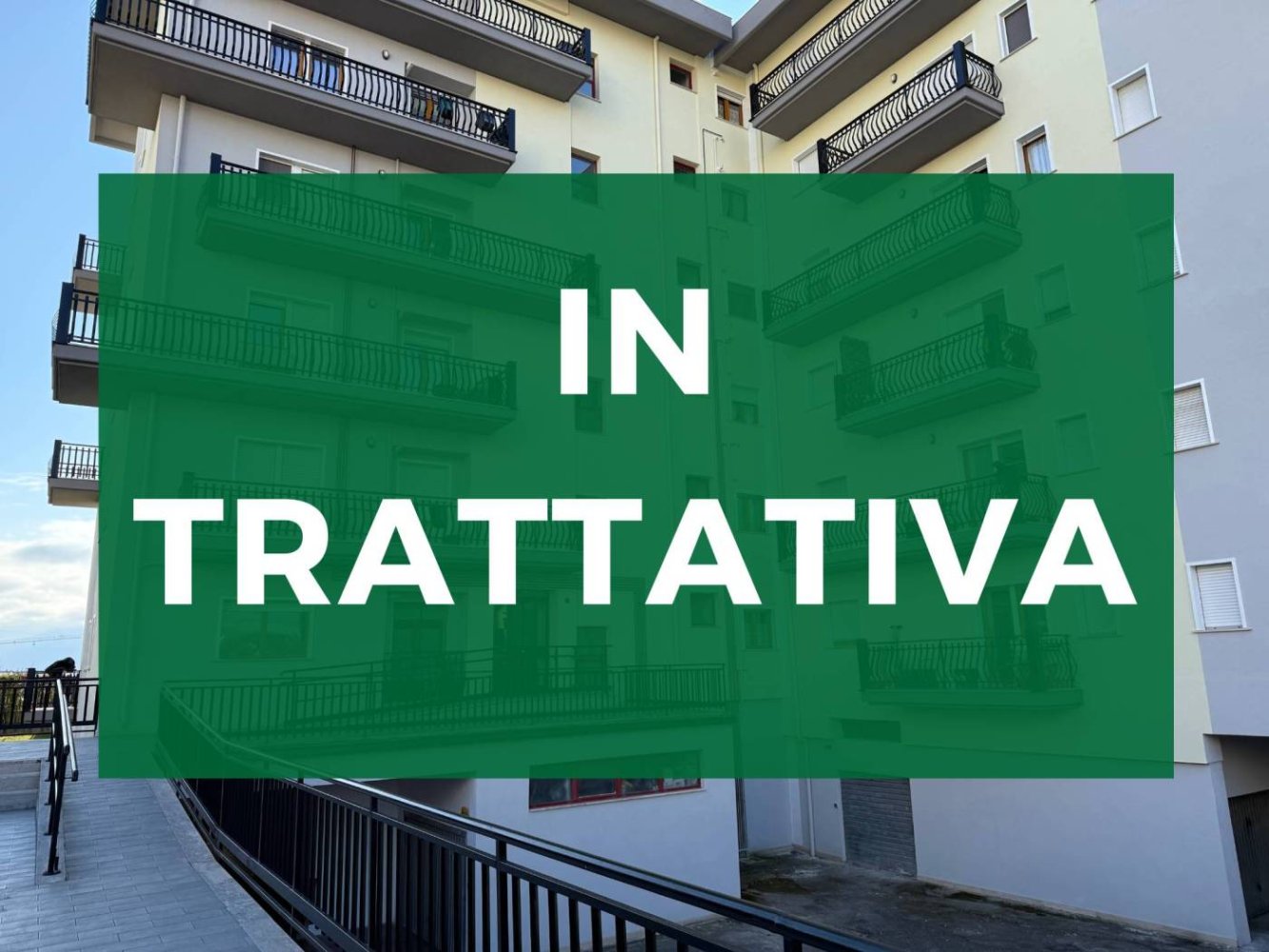 Квартира с 3 спальнями в Авеццано, Италия № 21936