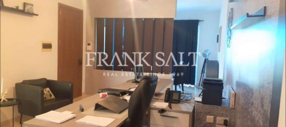 145m² Office in Zebbug, Malta No. 12204 2