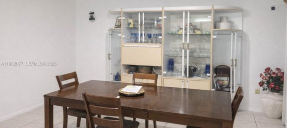 3 chambres duplex à vendre à Miami, Miami-Dade, Florida, USA № 614302 8
