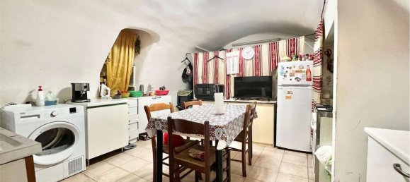 4 Schlafzimmer Haus in Andria, Italy, Nr. 349147 3