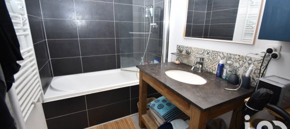 Casa de 3 dormitorios en Senlis, France No. 226506 5