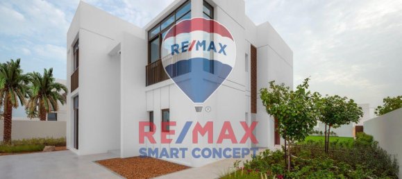 4 bedrooms Villa in Abu Dhabi, UAE No. 36932 2