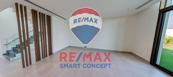 4 bedrooms Villa in Abu Dhabi, UAE No. 36932 5