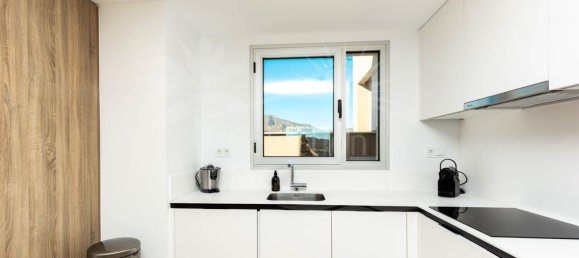 3 bedrooms Penthouse in Mijas, Spain No. 118005 11