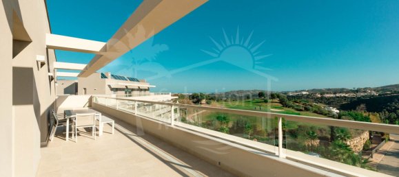 3 bedrooms Penthouse in Mijas, Spain No. 118005 5