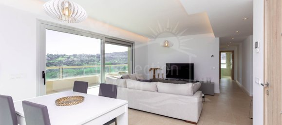 3 bedrooms Penthouse in Mijas, Spain No. 118005 2