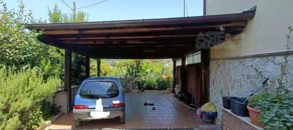 5 bedrooms Apartment in Sezze, Italy No. 381778 2