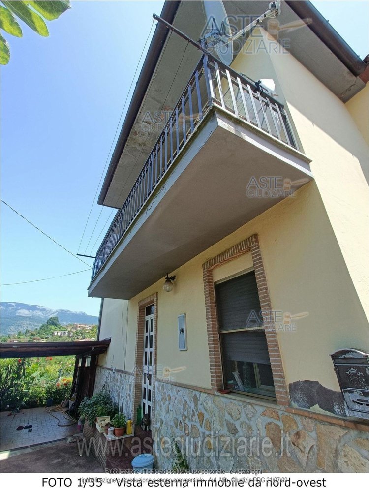 5 bedrooms Apartment in Sezze, Italy No. 381778