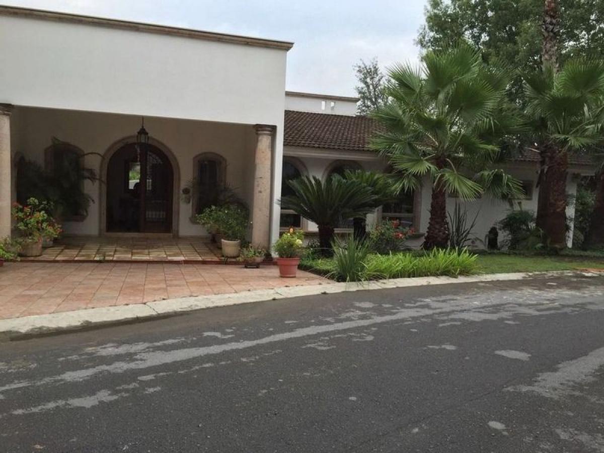 6 bedrooms House in Nuevo Leon, Mexico No. 161087