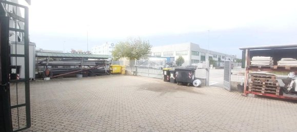 Lagerhaus in Volpiano, Italy 200m², Nr. 107958 5