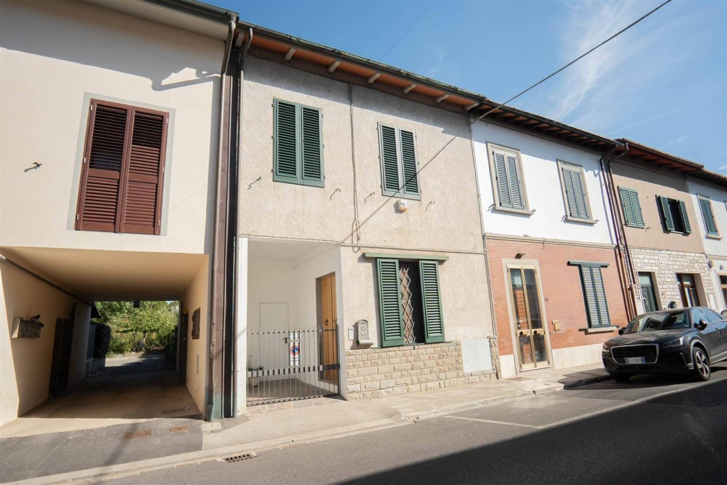 3 bedrooms House in Campi Bisenzio, Italy No. 375185