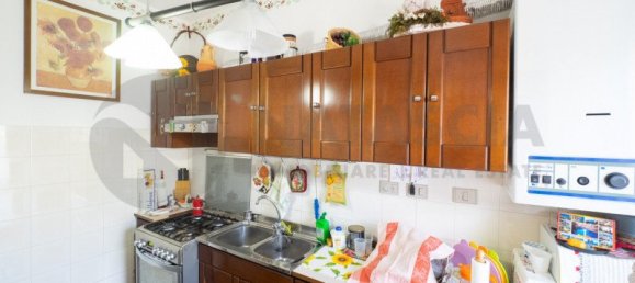 Apartamento de 3 dormitorios en Rufina, Italy No. 81752 7